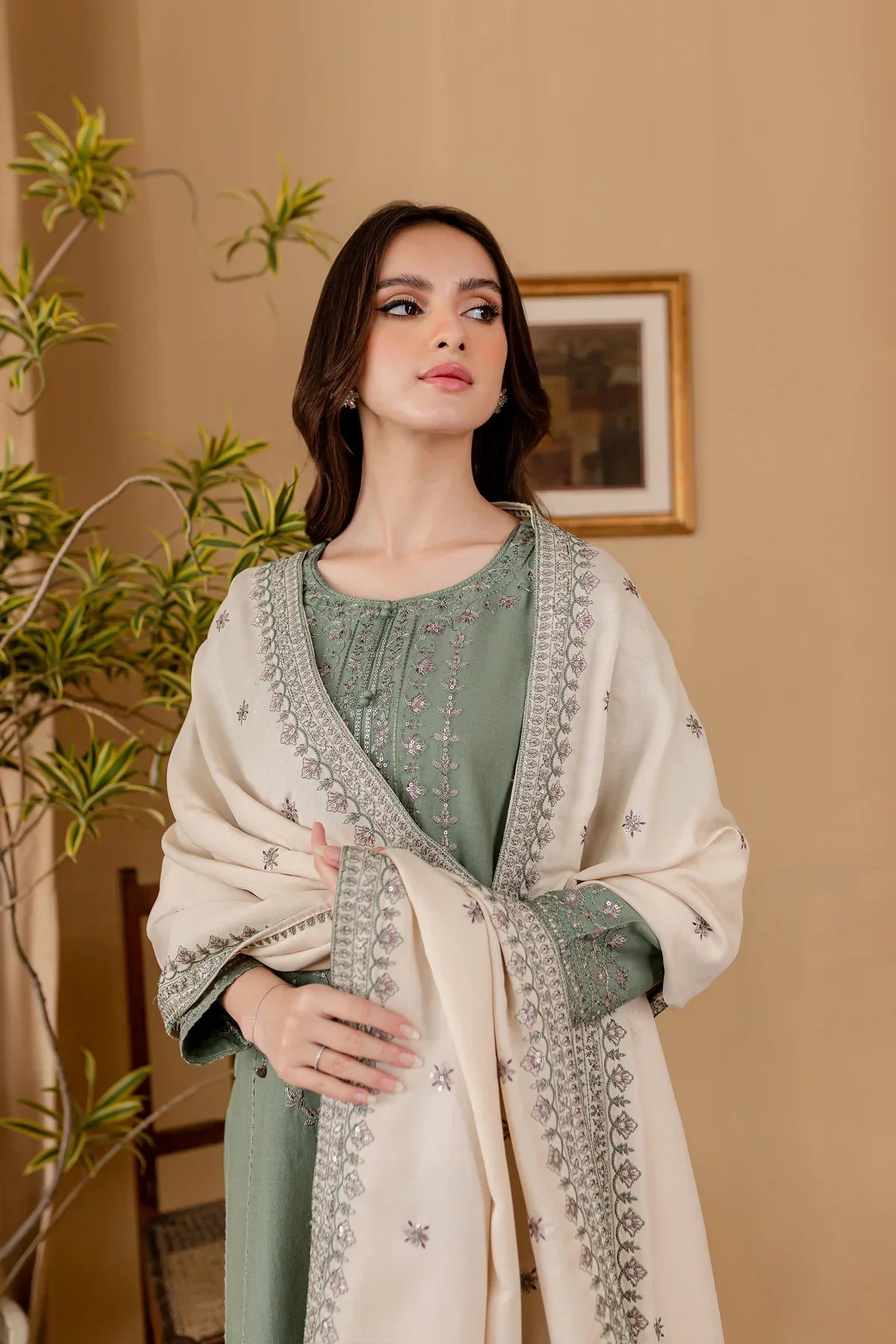 KOKUM - UNSTITCHED 3PC DHANAK EMBROIDERED SUIT 002